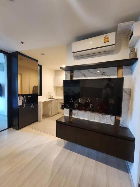 Life Asoke, Bangkok, Asoke-Dindang Road, Bang Kapi, Huai Khwang, Bangkok, 1 Bedroom, 35 sqm, Condo For Rent, by Jettapat Jaroonpipatkun, 500552246 - DDproperty.com