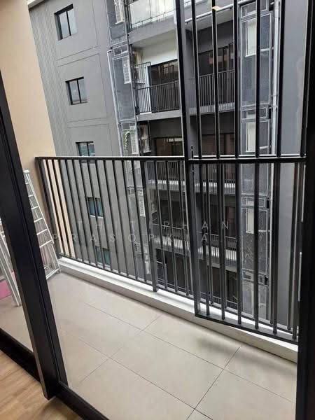 Blossom Condo @ Sathorn-Charoenrat, Bangkok, Charoen Rat Road, Thung Wat Don, Sathon, Bangkok, 1 Bedroom, 30 sqm, Condo For Rent, by Thitiphan Prasopkiatpoca, 500552252 - DDproperty.com