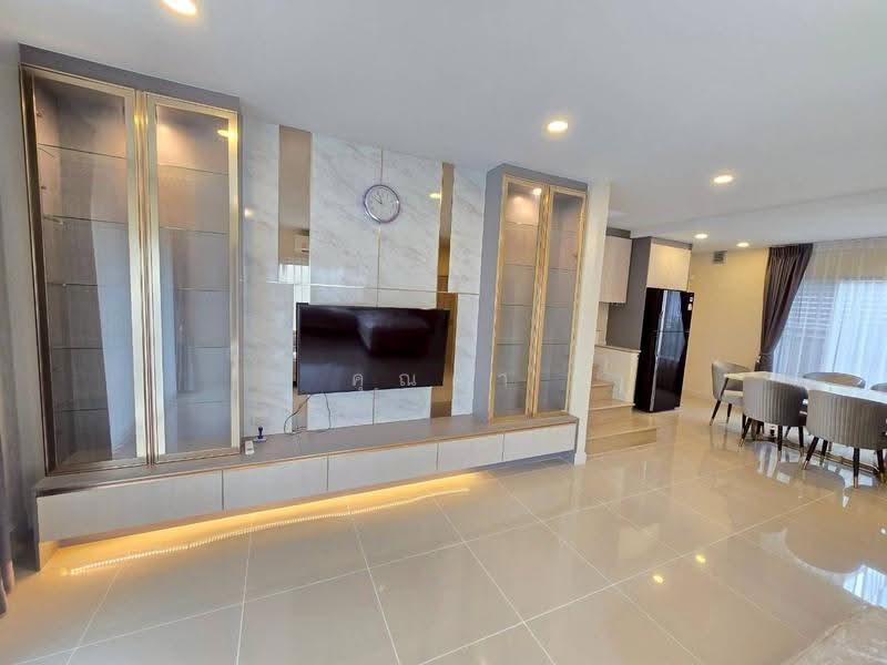 Perfect Place Rama 9-Krungthep Kreetha, Bangkok, Srinakarin - Rom Klao Road, Khlong Song Ton Nun, Lat Krabang, Bangkok, 4 Bedrooms, 176 sqm, Single Detached House For Sale, by คุณตา, 500552256 - DDproperty.com