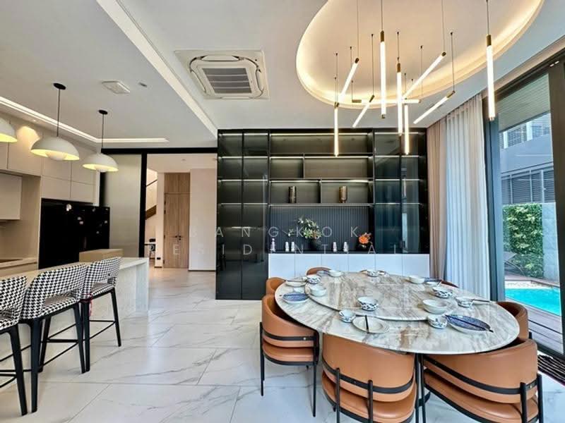 Siraninn Residences Pattanakarn, Bangkok, 585 Phatthanakan 32, Suan Luang, Bangkok, 5 Bedrooms, 682 sqm, Villa For Rent, by Bangkok Residential, 500552263 - DDproperty.com