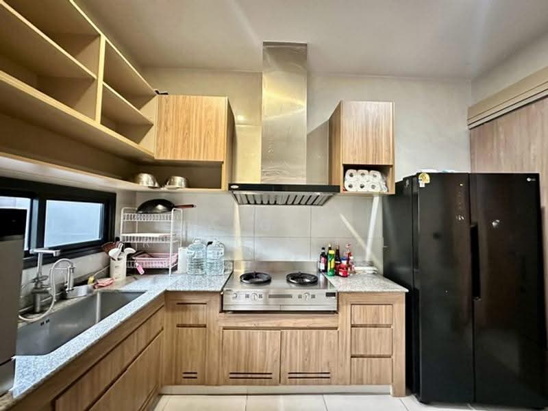 Siraninn Residences Pattanakarn, Bangkok, 585 Phatthanakan 32, Suan Luang, Bangkok, 5 Bedrooms, 682 sqm, Villa For Rent, by Bangkok Residential, 500552263 - DDproperty.com