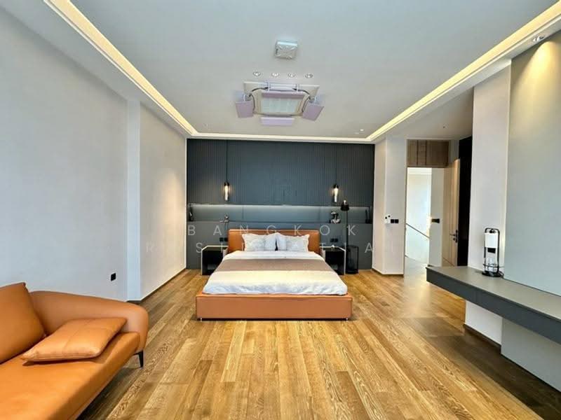 Siraninn Residences Pattanakarn, Bangkok, 585 Phatthanakan 32, Suan Luang, Bangkok, 5 Bedrooms, 682 sqm, Villa For Rent, by Bangkok Residential, 500552263 - DDproperty.com