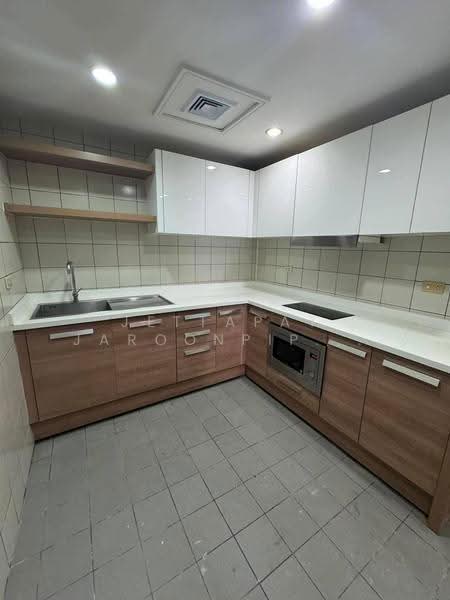 All Seasons Mansion, Bangkok, Soi Ruamrudee, Wireless Road, Lumphini, Pathum Wan, Bangkok, 2 Bedrooms, 136 sqm, Condo For Rent, by Jettapat Jaroonpipatkun, 500552272 - DDproperty.com