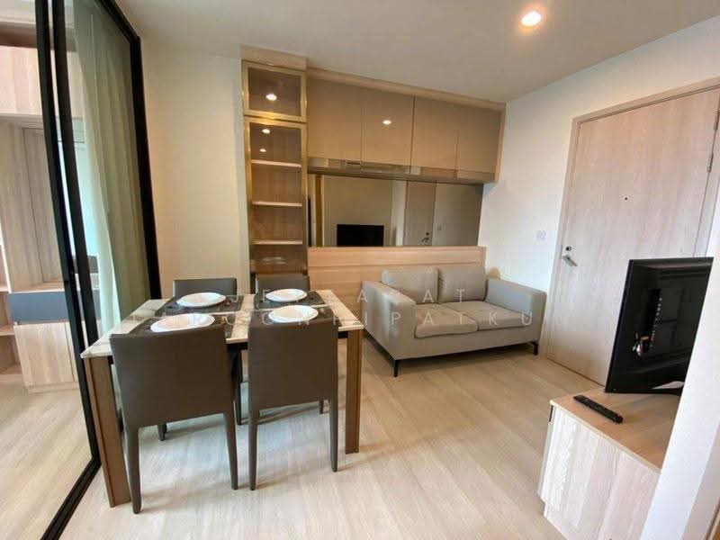 Life Asoke, Bangkok, Asoke-Dindang Road, Bang Kapi, Huai Khwang, Bangkok, 1 Bedroom, 35 sqm, Condo For Rent, by Jettapat Jaroonpipatkun, 500552275 - DDproperty.com