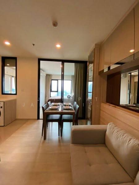 Life Asoke, Bangkok, Asoke-Dindang Road, Bang Kapi, Huai Khwang, Bangkok, 1 Bedroom, 35 sqm, Condo For Rent, by Jettapat Jaroonpipatkun, 500552275 - DDproperty.com