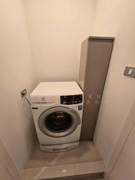 Vtara Sukhumvit 36, Bangkok, 118 Soi Saen Sabai, Phra Kanong, Khlong Toei, Bangkok, 1 Bedroom, 30 sqm, Condo For Rent, by Dechatorn Chichaiyang, 500552299 - DDproperty.com