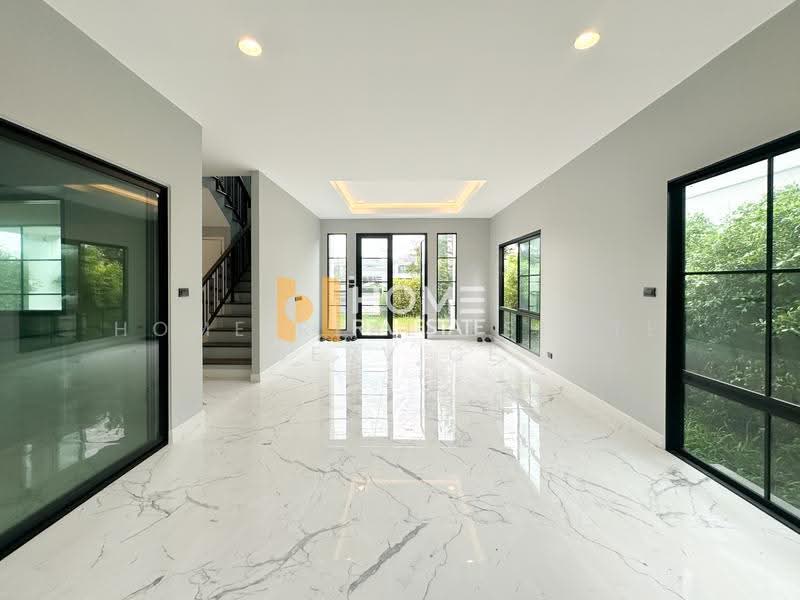 Setthasiri Don Mueang, Bangkok, 289 Soi Choet Wutthakat 9/1, Si Khan, Don Mueang, Bangkok, 4 Bedrooms, 205 sqm, Single Detached House For Sale, by HOME Real Estate Service, 500552301 - DDproperty.com