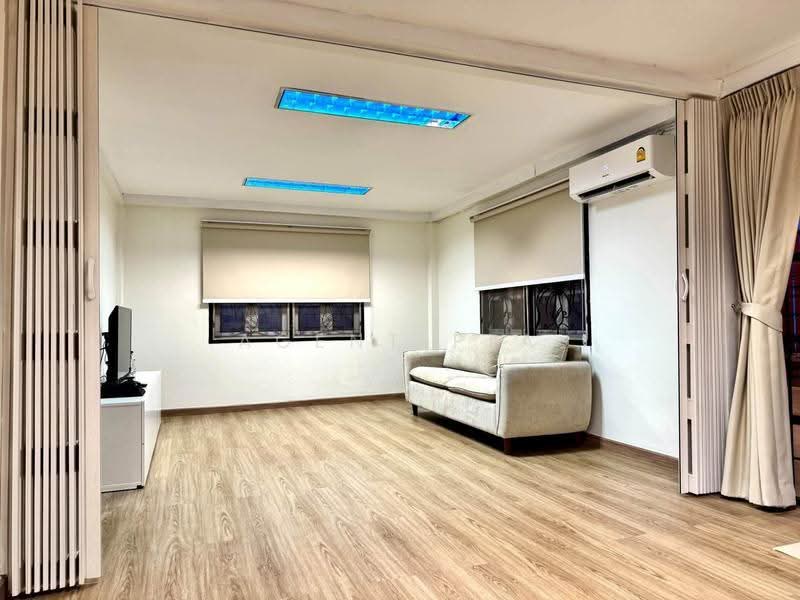 Newly Renovated 2-Storey Detached House for Rent – Near BTS Udom Suk / MRT Si Udom – Pet-Friendly, Bangkok, Bang Na Nuea, Bang Na, Bangkok, 3 Bedrooms, 220 sqm, Single Detached House For Rent, by Agent Pla, 500552311 - DDproperty.com