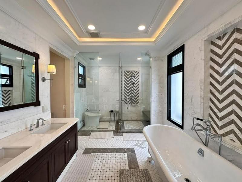 Baan Sansiri Pattanakarn, Bangkok, Phatthanakan Road, Suan Luang, Bangkok, 5 Bedrooms, 548 sqm, Single Detached House For Rent, by Bangkok Residential, 500552316 - DDproperty.com