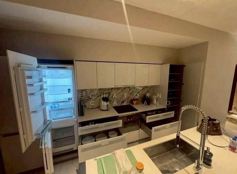 Four Seasons Private Residences, Bangkok, 300 Charoen Krung Road, Yan Nawa, Sathon, Bangkok, 2 Bedrooms, 130 sqm, Condo For Rent, by Dechatorn Chichaiyang, 500552323 - DDproperty.com