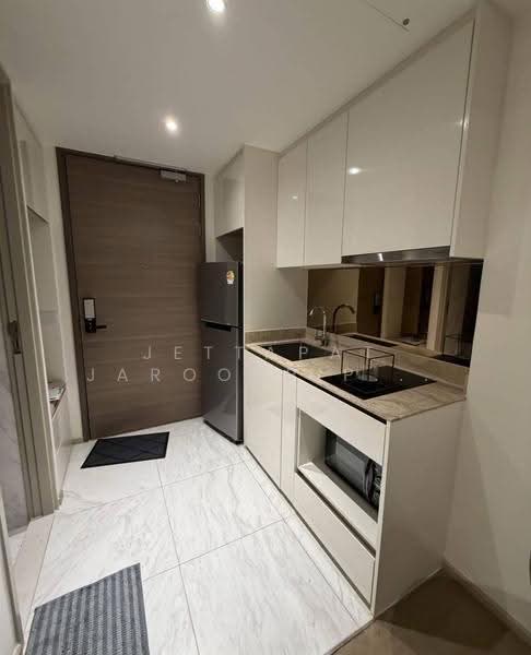 Fynn Asoke, Bangkok, 28 Sukhumvit 10 Alley, Khlong Toei, Bangkok, 1 Bedroom, 40 sqm, Condo For Rent, by Jettapat Jaroonpipatkun, 500552332 - DDproperty.com