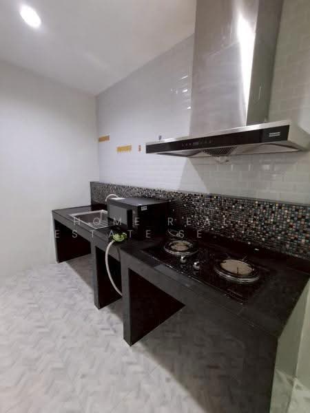 Life Bangkok Boulevard Ratchaphruek-Pinklao, Nonthaburi, Bang Kruai-Krungnon Road, Mahasawat, Bang Kruai, Nonthaburi, 4 Bedrooms, 250 sqm, Single Detached House For Sale, by HOME Real Estate Service, 500552340 - DDproperty.com