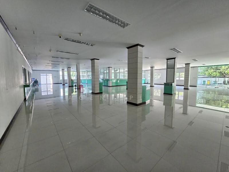 Land with buildings for rent: 2-story office building + warehouse, located on Thepharak Road (SPSAD4, Samut Prakan, Phreak Sa Mai, Muang Samut Prakarn, Samut Prakan, , 2,000 sqm, Office Space For Rent, by Agent Pla, 500552366 - DDproperty.com