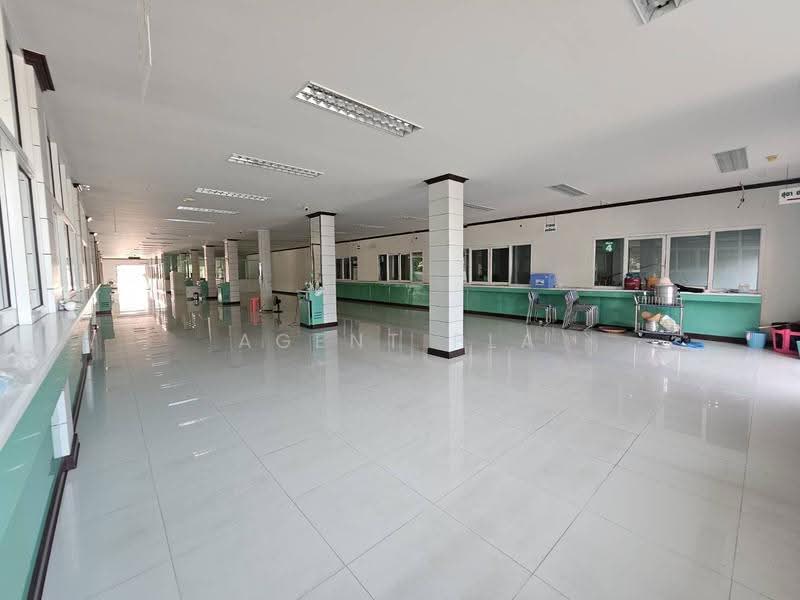 Land with buildings for rent: 2-story office building + warehouse, located on Thepharak Road (SPSAD4, Samut Prakan, Phreak Sa Mai, Muang Samut Prakarn, Samut Prakan, , 2,000 sqm, Office Space For Rent, by Agent Pla, 500552366 - DDproperty.com