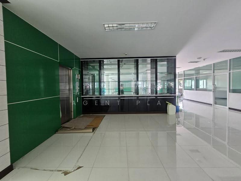 Land with buildings for rent: 2-story office building + warehouse, located on Thepharak Road (SPSAD4, Samut Prakan, Phreak Sa Mai, Muang Samut Prakarn, Samut Prakan, , 2,000 sqm, Office Space For Rent, by Agent Pla, 500552366 - DDproperty.com