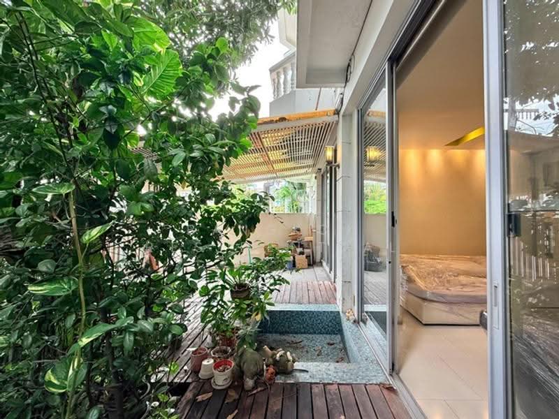 Prompak Gardens Condominium, Bangkok, Sukhumvit, Khlongtoei Nua, Watthana, Bangkok, 3 Bedrooms, 350 sqm, Townhouse For Rent, by Bangkok Residential, 500552367 - DDproperty.com