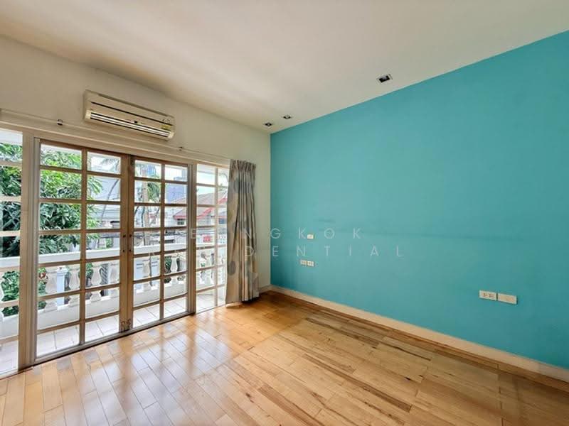 Prompak Gardens Condominium, Bangkok, Sukhumvit, Khlongtoei Nua, Watthana, Bangkok, 3 Bedrooms, 350 sqm, Townhouse For Rent, by Bangkok Residential, 500552367 - DDproperty.com