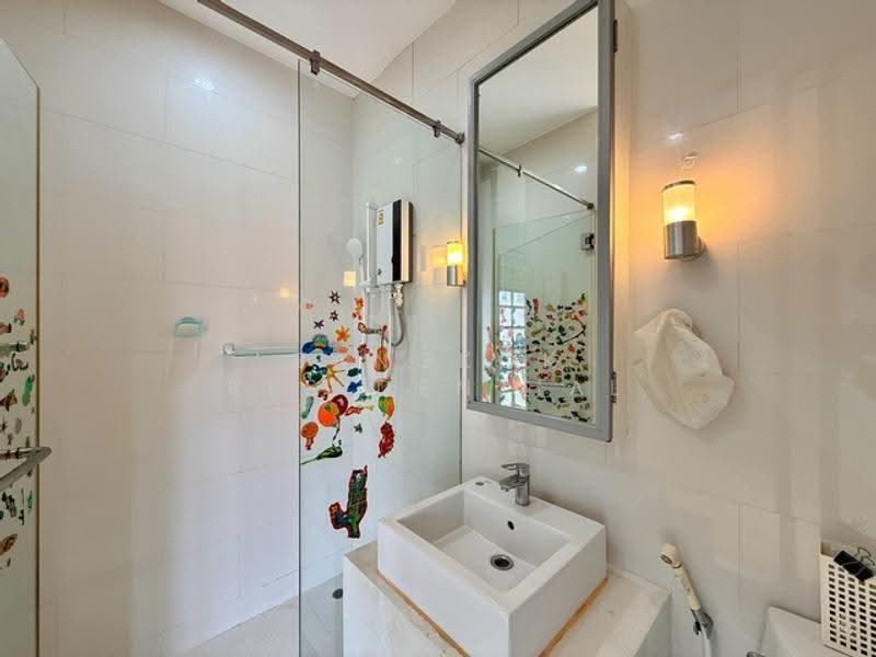 Prompak Gardens Condominium, Bangkok, Sukhumvit, Khlongtoei Nua, Watthana, Bangkok, 3 Bedrooms, 350 sqm, Townhouse For Rent, by Bangkok Residential, 500552367 - DDproperty.com