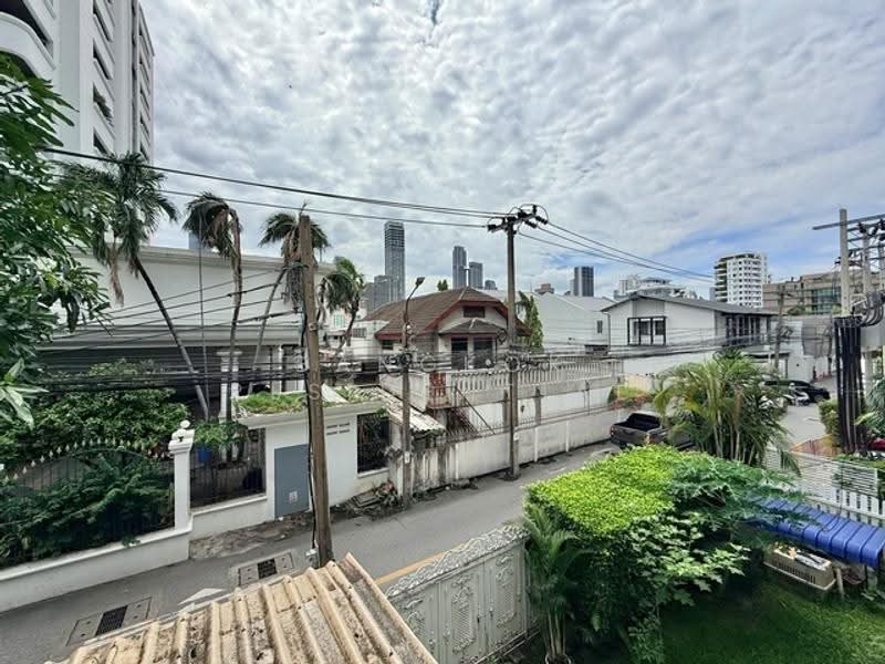 Prompak Gardens Condominium, Bangkok, Sukhumvit, Khlongtoei Nua, Watthana, Bangkok, 3 Bedrooms, 350 sqm, Townhouse For Rent, by Bangkok Residential, 500552367 - DDproperty.com