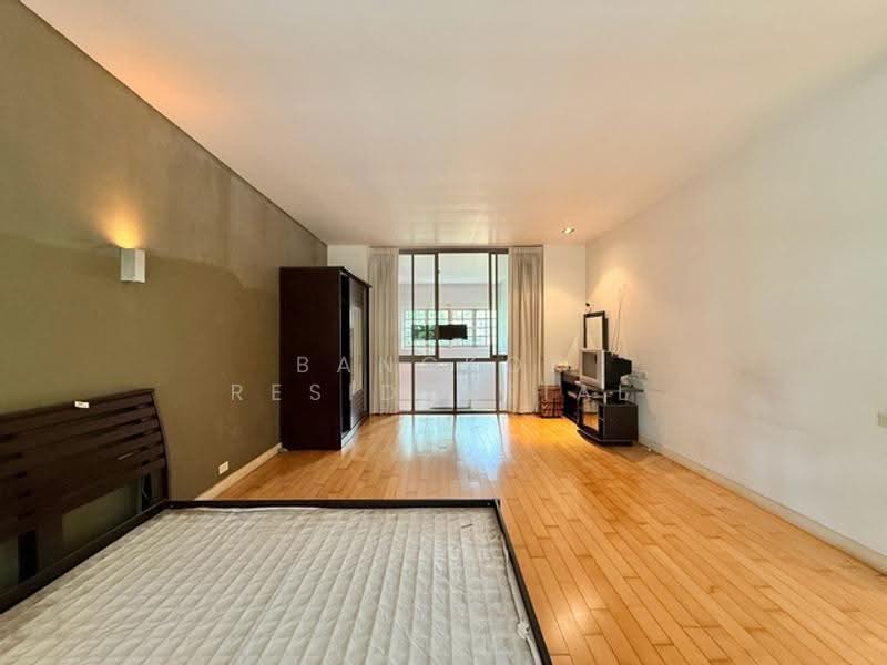 Prompak Gardens Condominium, Bangkok, Sukhumvit, Khlongtoei Nua, Watthana, Bangkok, 3 Bedrooms, 350 sqm, Townhouse For Rent, by Bangkok Residential, 500552367 - DDproperty.com