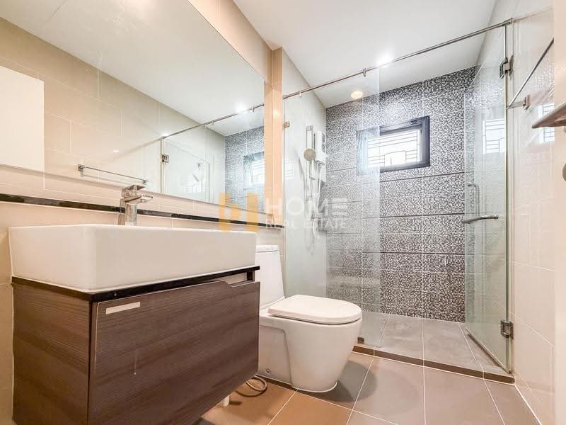 Setthasiri Charun-Pinklao, Bangkok, Lieb Tangrotfai Road, Bang Khun Non, Bangkok Noi, Bangkok, 4 Bedrooms, 203 sqm, Single Detached House For Sale, by HOME Real Estate Service, 500552372 - DDproperty.com