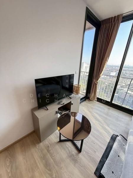 Oka Haus Sukhumvit 36, Bangkok, 3399 Rama 4 Road, Khong Tan, Khlong Toei, Bangkok, 1 Bedroom, 35 sqm, Condo For Rent, by Dechatorn Chichaiyang, 500552382 - DDproperty.com