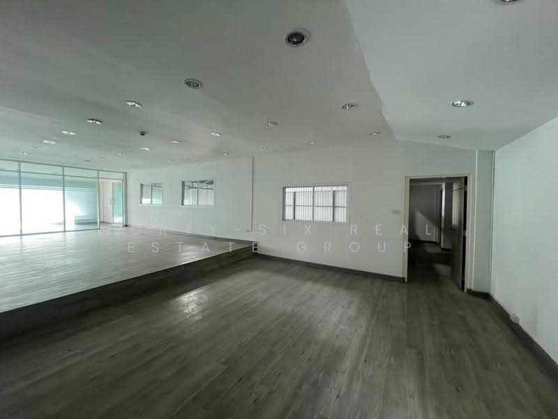 ให้เช่าโกดังพร้อมออฟฟิศ ซอยรามคำแหง4, Bangkok, รามคำแหง 4, Suan Luang, Bangkok, , 440 sqm, Warehouse/Factory For Rent, by Forty-Six Real Estate Group, 500552414 - DDproperty.com