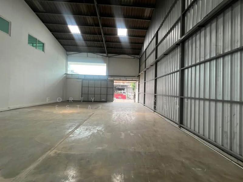 ให้เช่าโกดังพร้อมออฟฟิศ ซอยรามคำแหง4, Bangkok, รามคำแหง 4, Suan Luang, Bangkok, , 440 sqm, Warehouse/Factory For Rent, by Forty-Six Real Estate Group, 500552414 - DDproperty.com