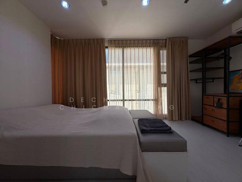 Rhythm Sukhumvit 42, Bangkok, Soi Sukhumvit 42, Sukhumvit Road, Phra Kanong, Khlong Toei, Bangkok, 1 Bedroom, 45 sqm, Condo For Rent, by Dechatorn Chichaiyang, 500552424 - DDproperty.com