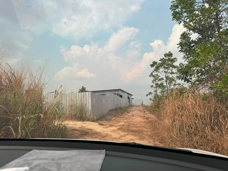ขายที่ดินพร้อมอาคาร พื้นที่สีม่วง ต.เขาคันทรง, Chon Buri (Pattaya), Khao Khan Song, Si Racha, Chon Buri (Pattaya), , 4,800 sqm, Land For Sale, by Forty-Six Real Estate Group, 500552453 - DDproperty.com