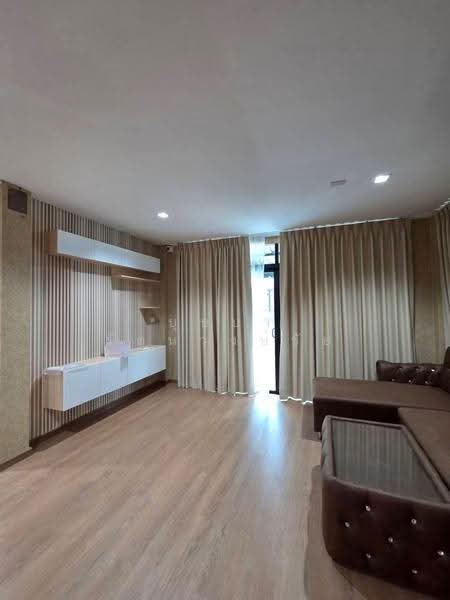 Chewarom Rangsit - Don Mueang : ชีวารมย์ รังสิต-ดอนเมือง, ปทุมธานี, ถนน รังสิต - นครนายก, ประชาธิปัตย์, ธัญบุรี, ปทุมธานี, 180 ตร.ม., บ้านเดี่ยว ให้เช่า, โดย บุษบา รัตนวงษ์ชัย, 500552489 - DDproperty.com