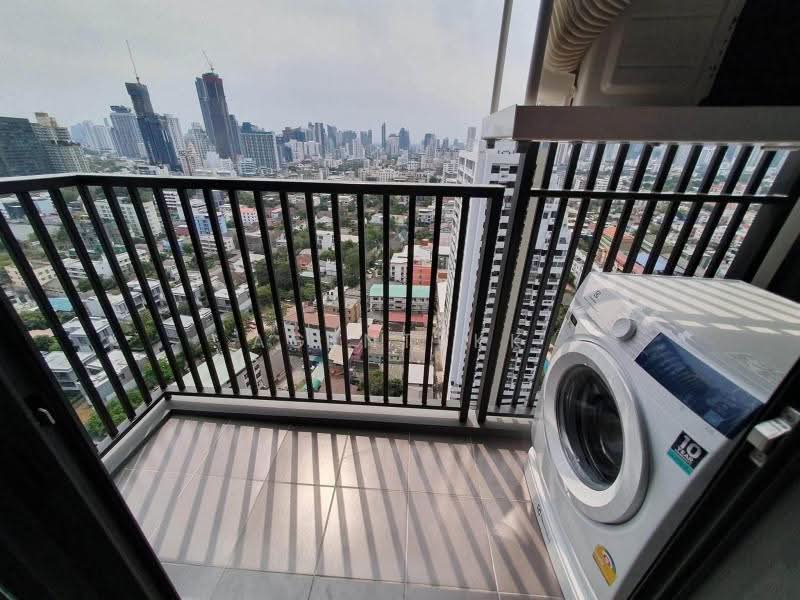 The Base Phetchaburi-Thonglor, Bangkok, Phetchaburi Rd, Bang Kapi, Huai Khwang, Bangkok, 1 Bedroom, 34 sqm, Condo For Rent, by Agentbkk, 500552508 - DDproperty.com