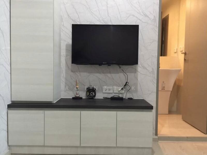 Life Ratchadapisek, Bangkok, 279 Ratchadapisaek Road, Huai Khwang, Bangkok, 1 Bedroom, 32 sqm, Condo For Rent, by Agentbkk, 500552532 - DDproperty.com