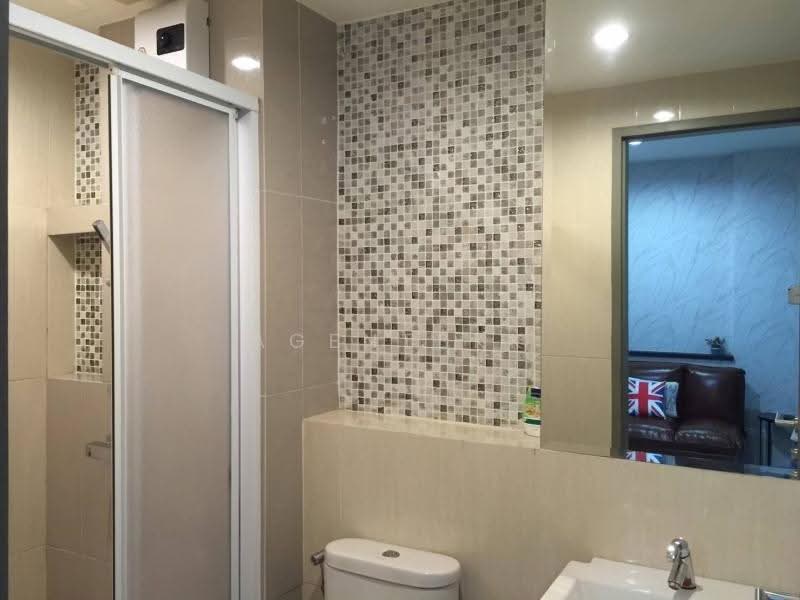 Life Ratchadapisek, Bangkok, 279 Ratchadapisaek Road, Huai Khwang, Bangkok, 1 Bedroom, 32 sqm, Condo For Rent, by Agentbkk, 500552532 - DDproperty.com