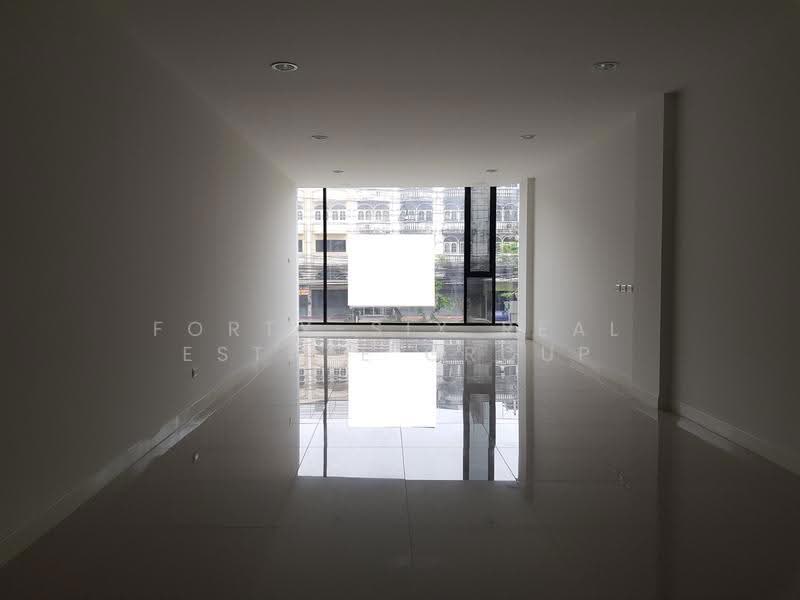 ให้เช่าอาคารพาณิชย์ 4 ชั้น The Millionaire Masters กลางอ่อนนุช จอดรถสะดวก, Bangkok, Suan Luang, Bangkok, , 265 sqm, Shophouse For Rent, by Forty-Six Real Estate Group, 500552538 - DDproperty.com