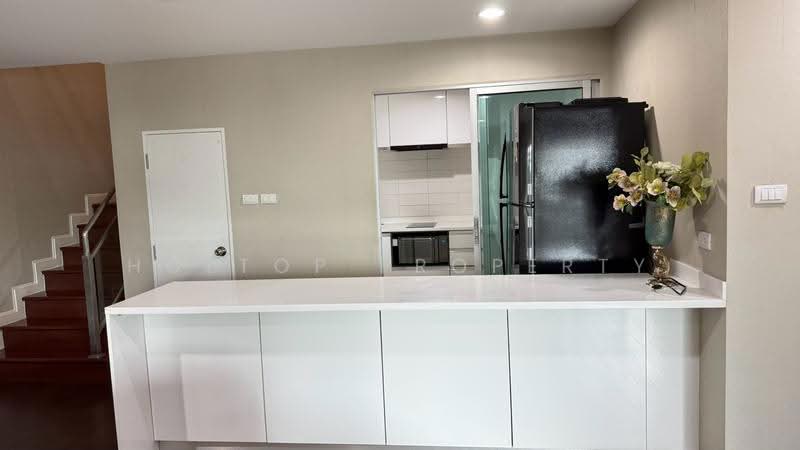 Belle Grand Rama 9, Bangkok, 131 Rama 9 Road, Huai Khwang, Bangkok, 5 Bedrooms, 267 sqm, Condo For Rent, by Holtop Property, 500552540 - DDproperty.com