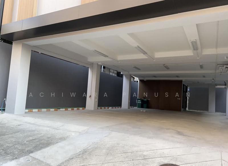 Office Building 5 ชั้นห้วยขวาง มีลิฟต์, Bangkok, รัชดาภิเษก, Huai Khwang, Bangkok, , 800 sqm, Office Space For Rent, by Achiwara Panusan, 500552541 - DDproperty.com