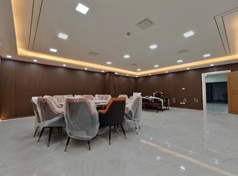 Office Building 5 ชั้นห้วยขวาง มีลิฟต์, Bangkok, รัชดาภิเษก, Huai Khwang, Bangkok, , 800 sqm, Office Space For Rent, by Achiwara Panusan, 500552541 - DDproperty.com
