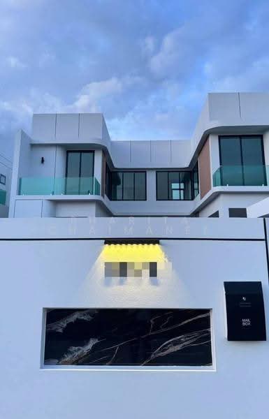Brand new Pool villa house, Chiang Mai, Nong Kwai, Hang Dong, Chiang Mai, 4 Bedrooms, 320 sqm, Villa For Sale, by Pharita Chaimanee, 500552547 - DDproperty.com
