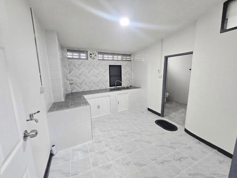 Newly Renovated Townhouse, Chiang Mai, San Phra Net, San Sai, Chiang Mai, 2 Bedrooms, 78 sqm, Townhouse For Sale, by Pharita Chaimanee, 500552598 - DDproperty.com