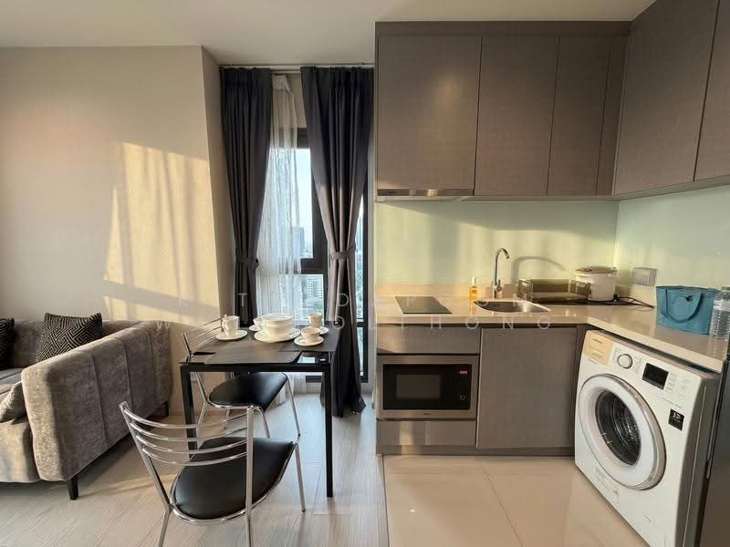 Rhythm Sukhumvit 36-38, Bangkok, 55 Soi Sukhumvit 36, Sukhumvit Road, Phra Kanong, Khlong Toei, Bangkok, 1 Bedroom, 50 sqm, Condo For Rent, by Kitsadapoom Wanpholthong, 500552603 - DDproperty.com