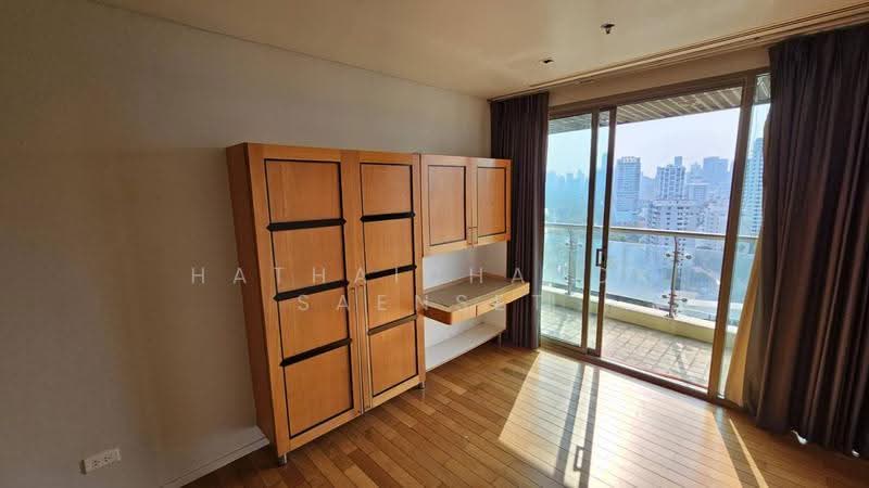 The Lakes, Bangkok, 123 Ratchadaphisek Road, Khlong Toei, Bangkok, 4 Bedrooms, 236 sqm, Condo For Rent, by Hathaichanok Saenset, 500552605 - DDproperty.com
