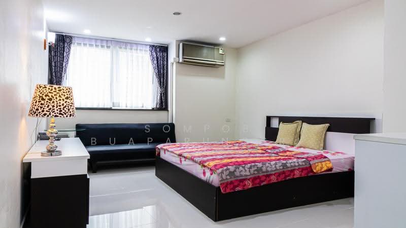President Park Sukhumvit 24, Bangkok, 99 Sukhumvit 24 Alley, Khlongtoei Nua, Watthana, Bangkok, 3 Bedrooms, 265 sqm, Condo For Rent, by Sompob Buaparungsri, 500552621 - DDproperty.com