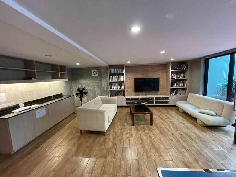 Raintree Villa, Bangkok, 108 198 Soi Sukhumvit 53, Khlong Tan Nua, Watthana, Bangkok, 2 Bedrooms, 100 sqm, Condo For Rent, by Hathaichanok Saenset, 500552632 - DDproperty.com