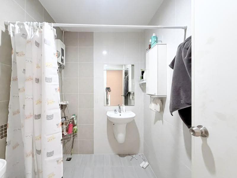 Lalin Town Lio Rangsit-Klong 2, Pathum Thani, Soi Rangsit-Nakhon Nayok 31, Rangsit-Nakhon Nayok Road, Khlong Song, Khlong Luang, Pathum Thani, 4 Bedrooms, 130 sqm, Townhouse For Sale, by ภัสสร์ปภา นิลคช, 500552641 - DDproperty.com