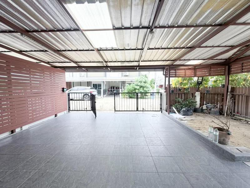 Lalin Town Lio Rangsit-Klong 2, Pathum Thani, Soi Rangsit-Nakhon Nayok 31, Rangsit-Nakhon Nayok Road, Khlong Song, Khlong Luang, Pathum Thani, 4 Bedrooms, 130 sqm, Townhouse For Sale, by ภัสสร์ปภา นิลคช, 500552641 - DDproperty.com