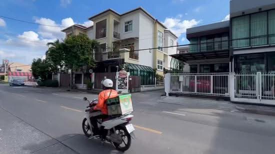 Stand-alone Office Building & Showroom On Nut 70/1, Bangkok, Prawet, Bangkok, , 675 sqm, Office Space For Rent, by Bow Tananya, 500552643 - DDproperty.com
