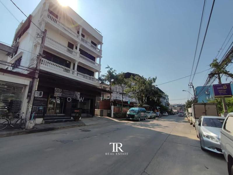 Stand-alone Office Building & Showroom On Nut 70/1, Bangkok, Prawet, Bangkok, , 675 sqm, Office Space For Rent, by Bow Tananya, 500552643 - DDproperty.com