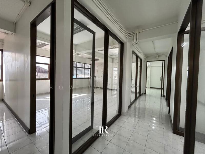 อาคารสำนักงาน&โชว์รูม อ่อนนุช 70/1, กรุงเทพ, ประเวศ, กรุงเทพ, 675 ตร.ม., สำนักงาน ให้เช่า, โดย Bow Tananya, 500552643 - DDproperty.com