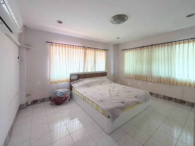 บ้านเดี่ยว ซอยพระแม่มหาการุณย์, Nonthaburi, ติวานนท์, Ban Mai, Pak Kret, Nonthaburi, 3 Bedrooms, 350 sqm, Single Detached House For Sale, by ภัสสร์ปภา นิลคช, 500552650 - DDproperty.com